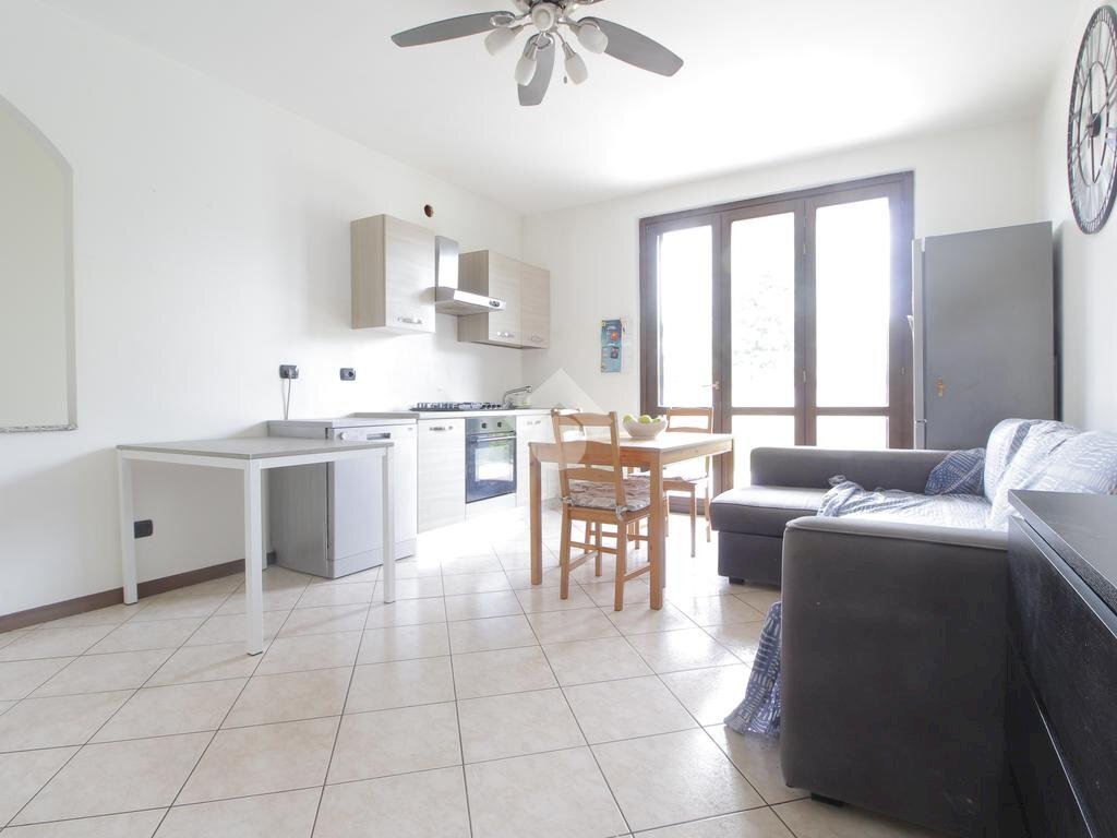 Three-room apartment Via XXIV Maggio, Cerro Maggiore - photo 3