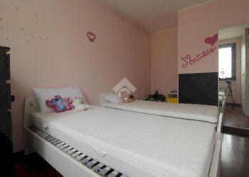 Three-room apartment Via XXIV Maggio, Cerro Maggiore - photo 5