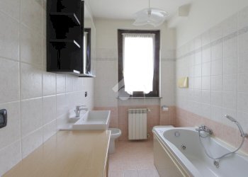 Three-room apartment Via XXIV Maggio, Cerro Maggiore - photo 10