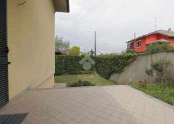 Three-room apartment Via XXIV Maggio, Cerro Maggiore - photo 30