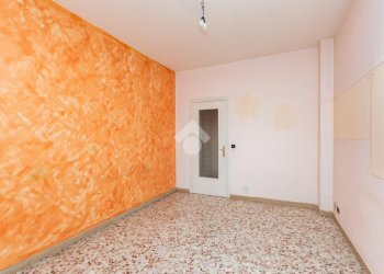Two-room apartment Corso vercelli, Torino (neighborhood Rebaudengo) - photo 4
