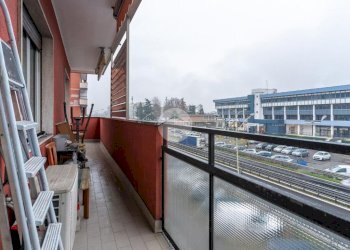 Three-room apartment Viale Leonardo Da Vinci, Trezzano sul Naviglio - photo 4