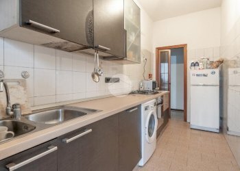 Three-room apartment Viale Leonardo Da Vinci, Trezzano sul Naviglio - photo 12