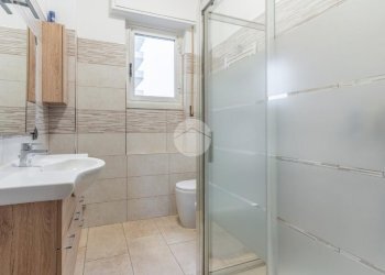 Three-room apartment Viale Leonardo Da Vinci, Trezzano sul Naviglio - photo 17