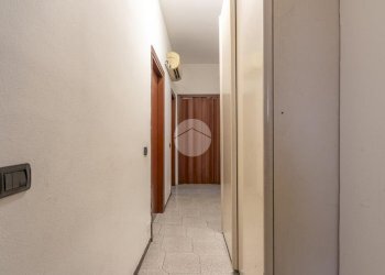 Three-room apartment Viale Leonardo Da Vinci, Trezzano sul Naviglio - photo 18