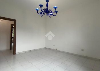 Three-room apartment Via Quarenghi Giacomo, Milano (neighborhood Gallaratese) - photo 17