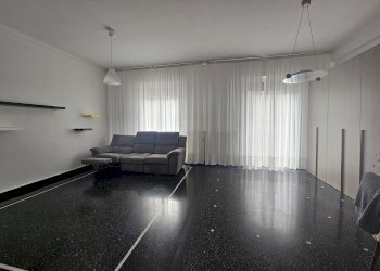 Four-room apartment VIA ALFREDO CATALANI, Genova (neighborhood Sestri Ponente) - photo 1