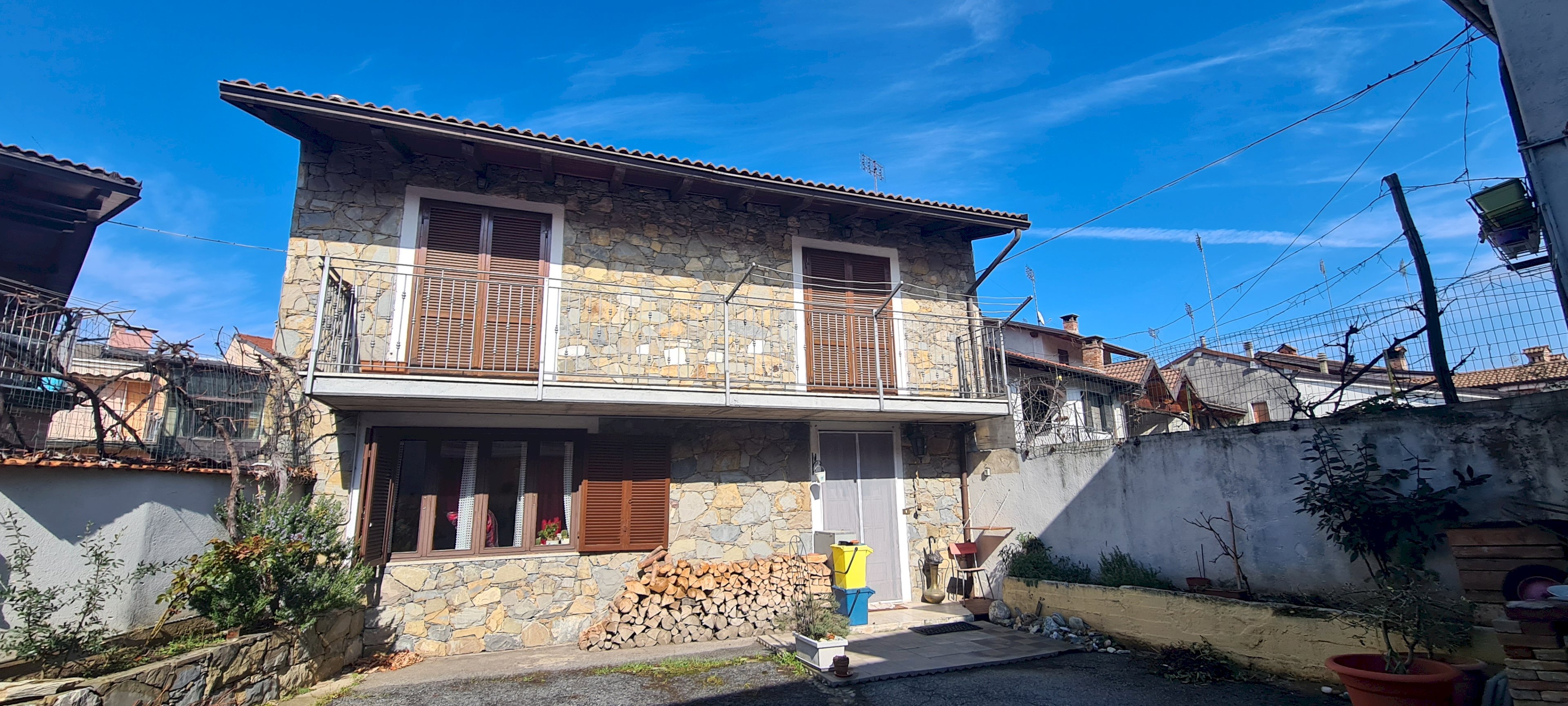 Facciata - Casa semi indipendente Via Grandis, Borgo San Dalmazzo - foto 1