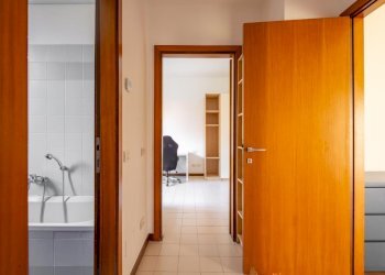 Three-room apartment Segrate - photo 12