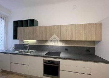 Two-room apartment Piazzale Segrino, Milano (neighborhood Isola) - photo 7