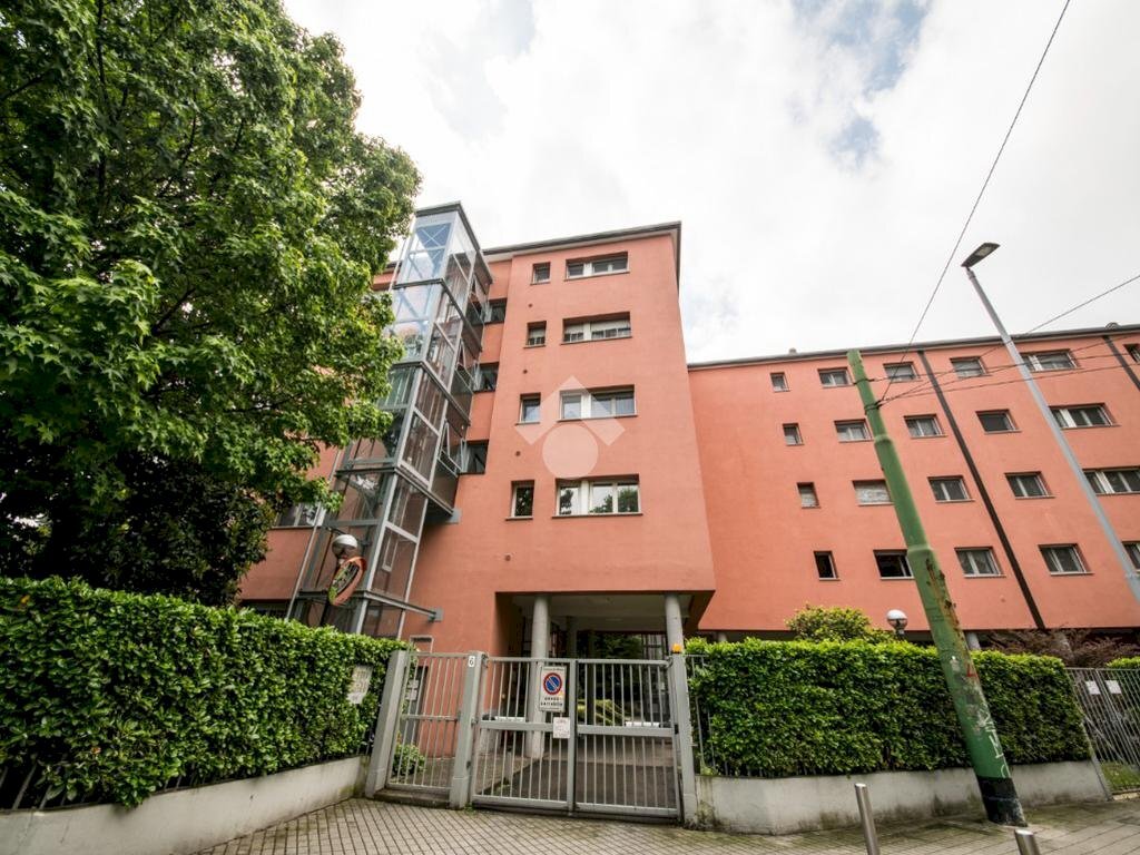 Trilocale Piazzale Gabriele Rosa, Milano (zona Corvetto) - foto 1