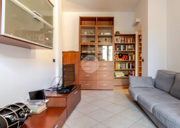 Two-room apartment Via Padulli, Milano (neighborhood Bande Nere) - photo 4