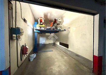 Box Corso Inghilterra, Torino (zona Cit Turin) - foto 2