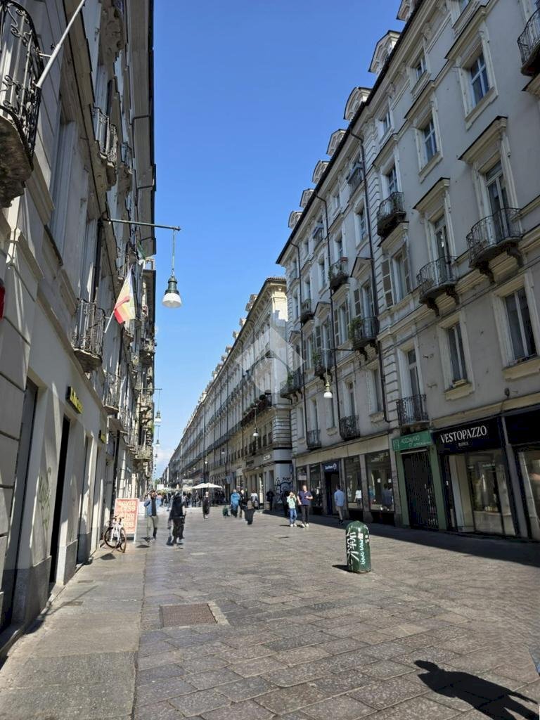 Bilocale Via Giuseppe Garibaldi, Torino (zona Quadrilatero Romano) - foto 2