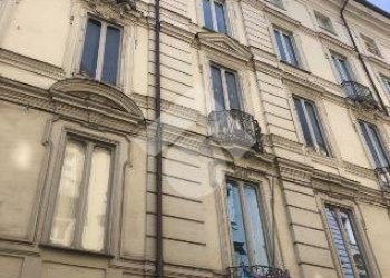 Bilocale Via Giuseppe Garibaldi, Torino (zona Quadrilatero Romano) - foto 1