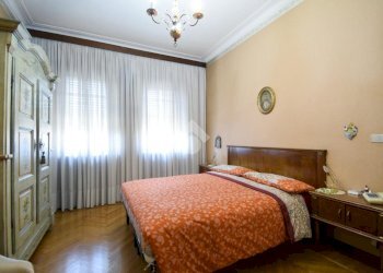 Four-room apartment Corso casale, Torino (neighborhood Borgo Po) - photo 1