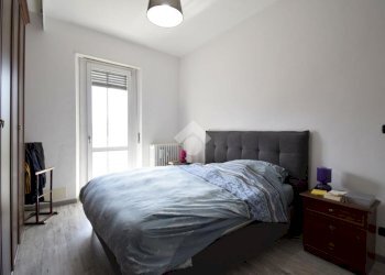 Three-room apartment Via Caterina Segurana, Torino (neighborhood Borgo Po) - photo 9