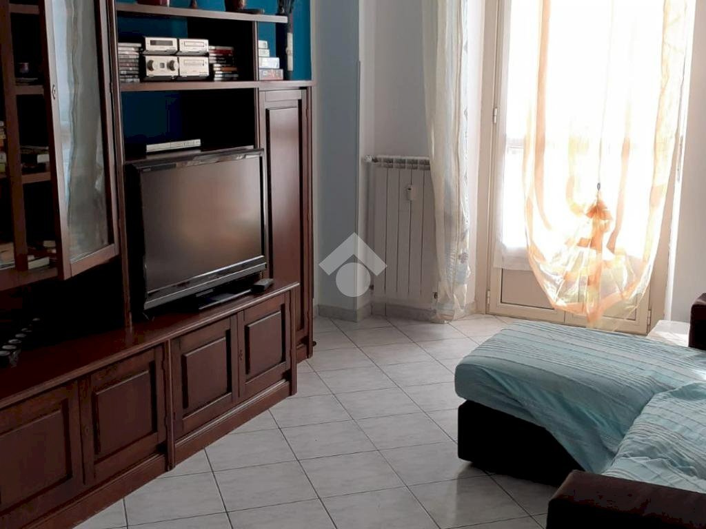 Three-room apartment Via Omegna, Torino (neighborhood Campidoglio) - photo 2