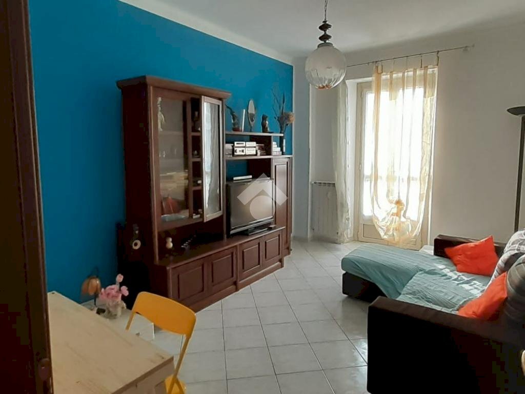 Three-room apartment Via Omegna, Torino (neighborhood Campidoglio) - photo 3