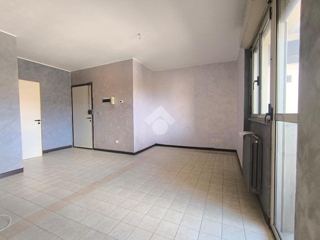 Four-room apartment Viale Paolo Borsellino, Alessandria - photo 1