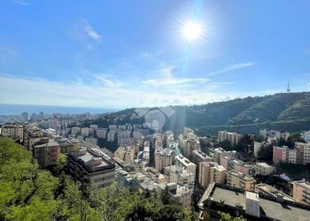 Quadrilocale Via Pietro Balestrazzi, Genova (zona Oregina) - foto 1