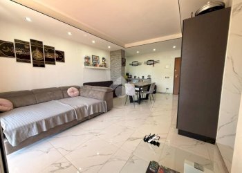 Four-room apartment Via Cravasco, Genova (neighborhood Voltri) - photo 11