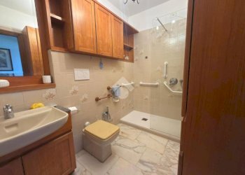 Apartment Via Pietra Ligure, Genova (neighborhood Voltri) - photo 30