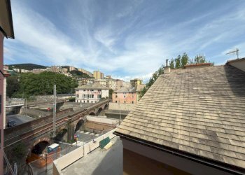 Three-room apartment Via sotto I volti, Genova (neighborhood Voltri) - photo 1
