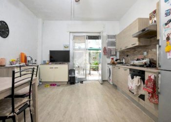 Four-room apartment Via Tortona, Genova (neighborhood Marassi) - photo 7