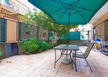 Four-room apartment Via Tortona, Genova (neighborhood Marassi) - photo 9