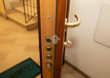 Four-room apartment Via Tortona, Genova (neighborhood Marassi) - photo 29