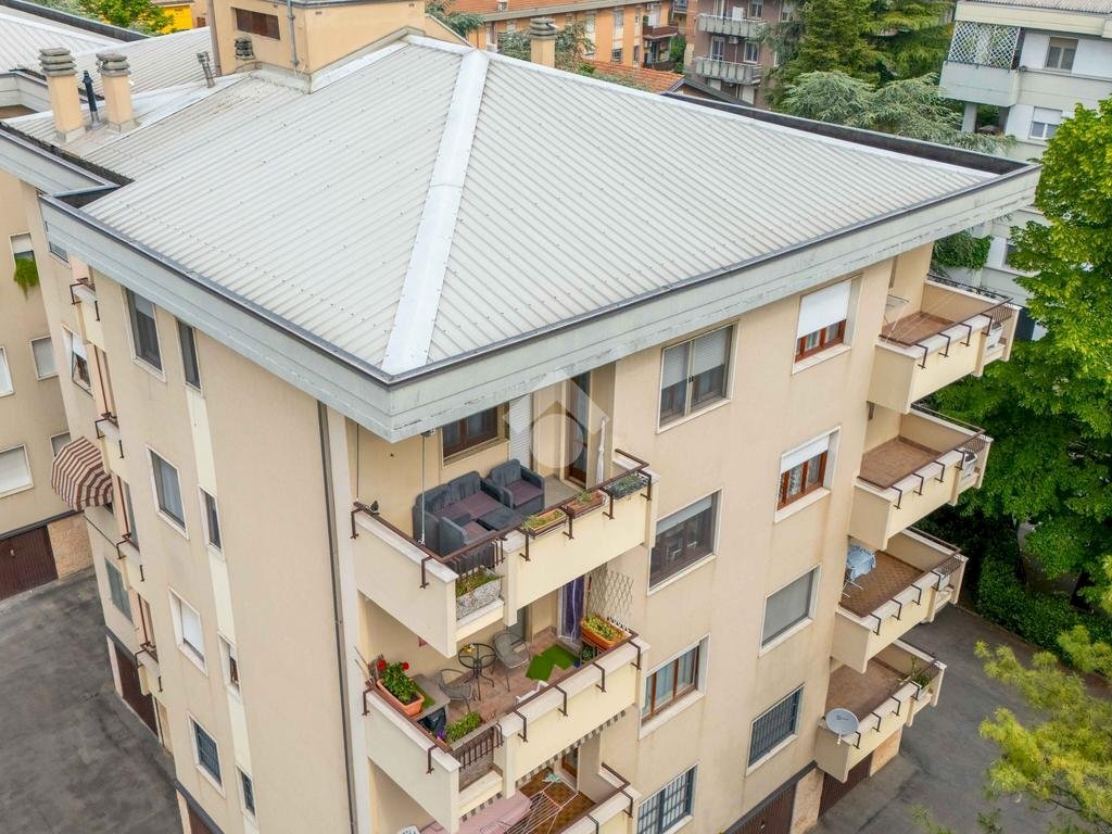 Three-room apartment Via Parigi, Parma (neighborhood San Lazzaro) - photo 1