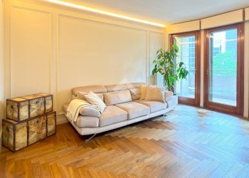 Four-room apartment Via Bruxelles, San Donato Milanese - photo 5