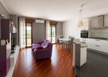 Four-room apartment Viale dell'Appennino, Forlì - photo 1