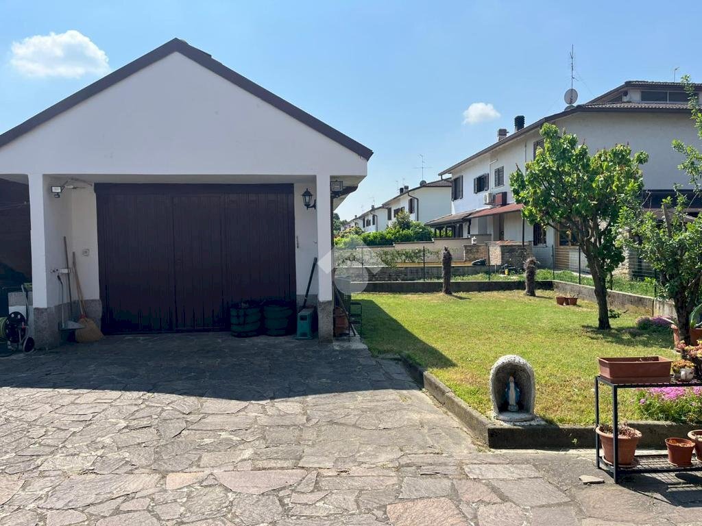 Casa semi indipendente Via Trento E Trieste, Casalmaiocco - foto 3