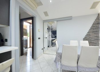 Three-room apartment Via Sandro Pertini, Cambiago - photo 22