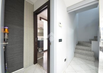 Three-room apartment Via Sandro Pertini, Cambiago - photo 23