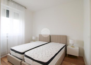 Two-room apartment Viale G. Matteotti, Cusano Milanino - photo 11