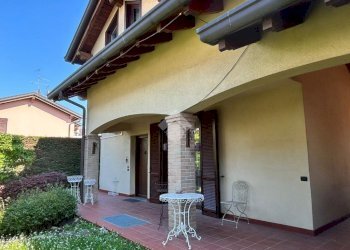 Villa Via zara, Misinto - foto 3