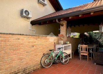 Villa Via zara, Misinto - foto 6