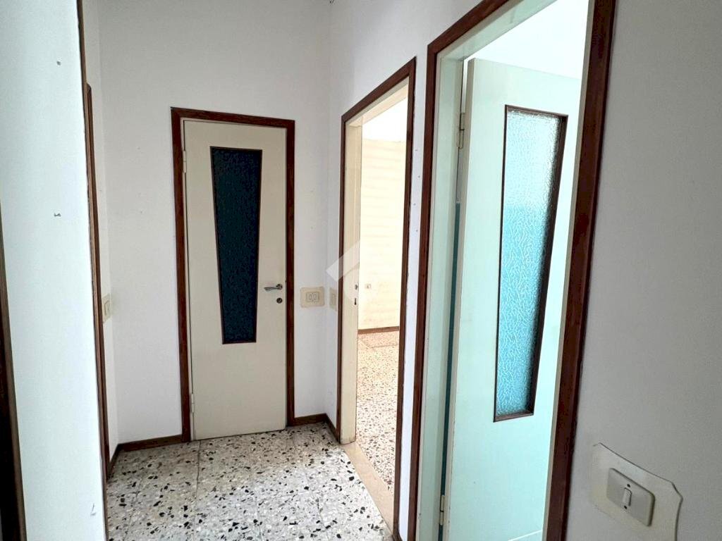 Two-room apartment Via Toti, Senago - photo 3