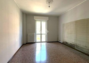 Two-room apartment Via Toti, Senago - photo 17