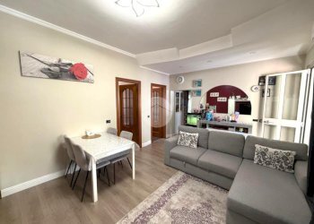 Three-room apartment Via San Michele, Paderno Dugnano - photo 1