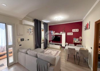 Three-room apartment Via San Michele, Paderno Dugnano - photo 2