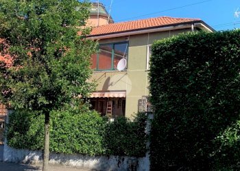 Three-room apartment Via San Michele, Paderno Dugnano - photo 21