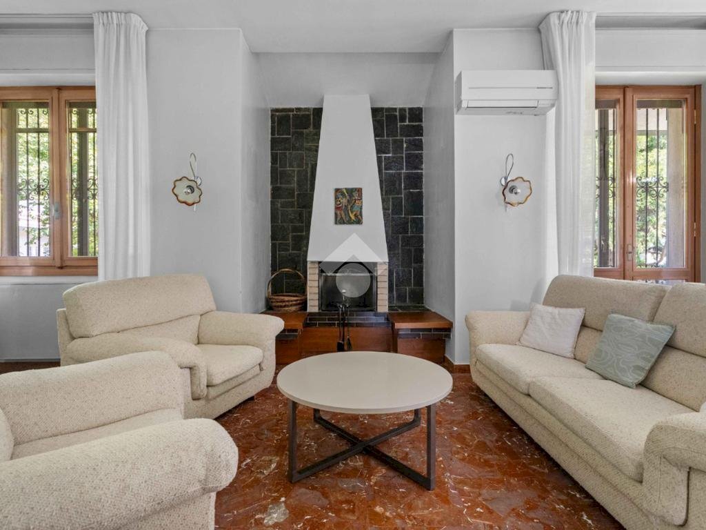 Villa Via Tito Schipa, Trezzano sul Naviglio - photo 1
