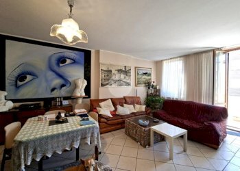 Attico Via Giuseppe Mazzini, Sedriano - foto 1