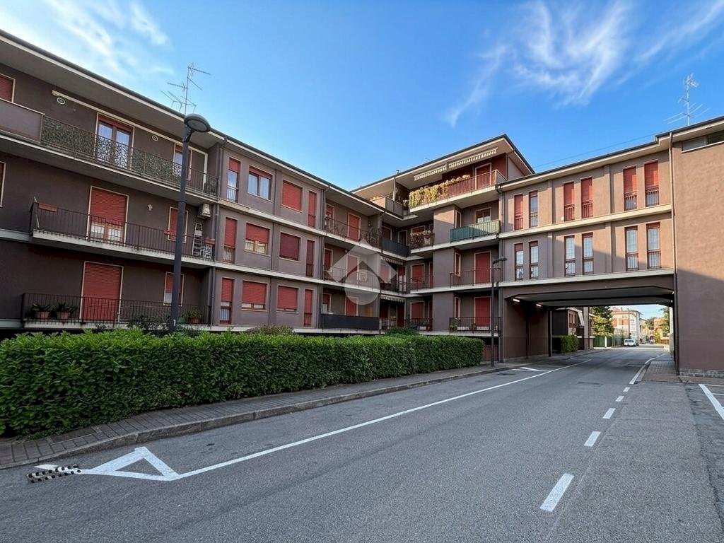 Three-room apartment Via XI Febbraio, Trezzo sull'Adda - photo 1