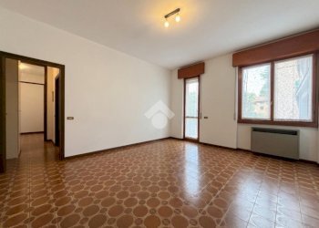 Three-room apartment Via XI Febbraio, Trezzo sull'Adda - photo 2
