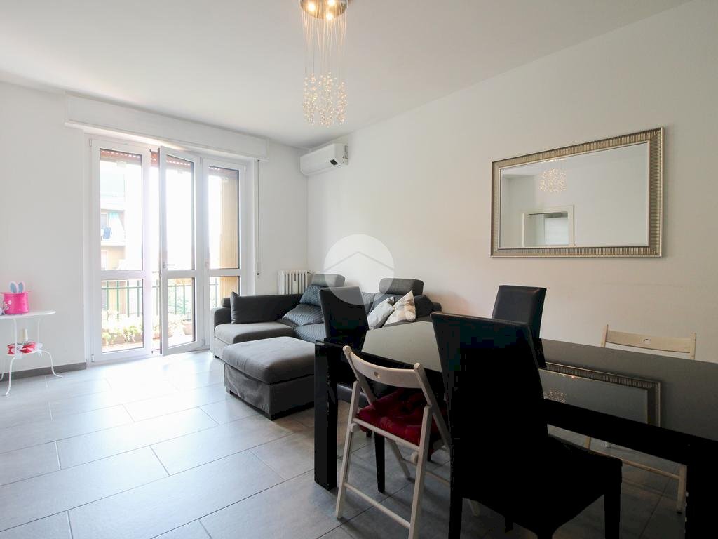 Three-room apartment Via Antonio Gramsci, Cormano - photo 1